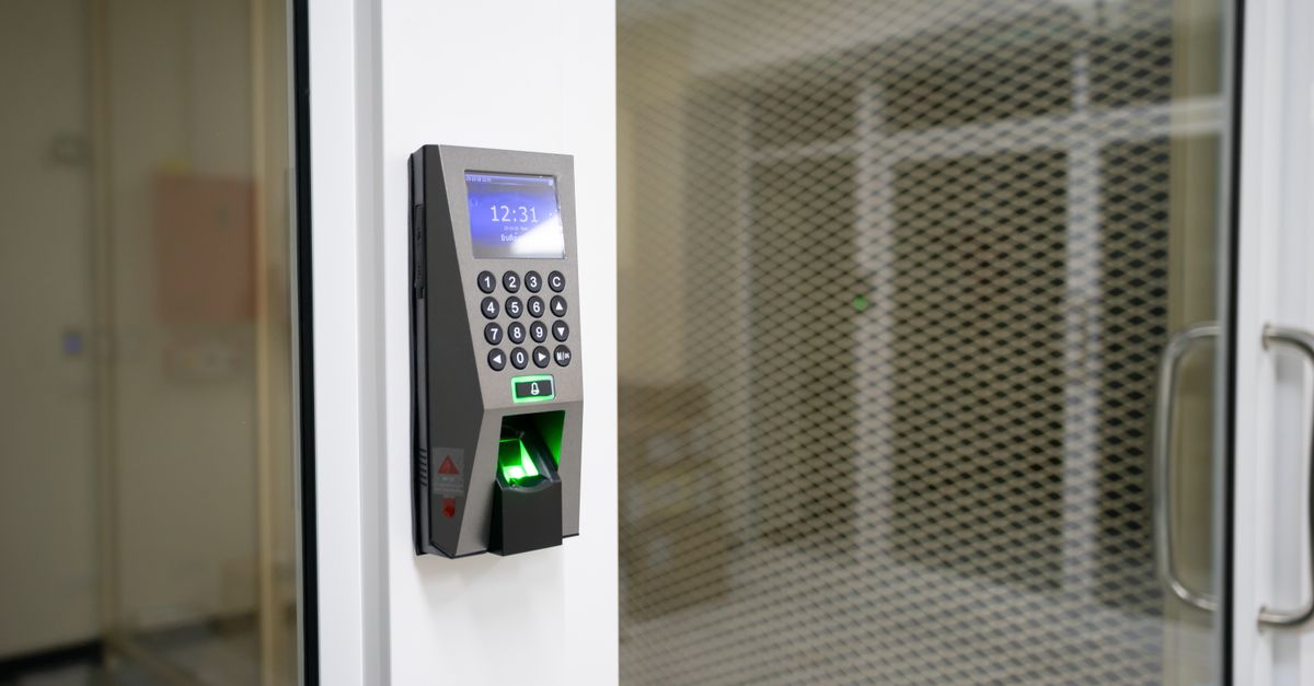 locksmith unlocking front door — Syan San Antonio Locksmith